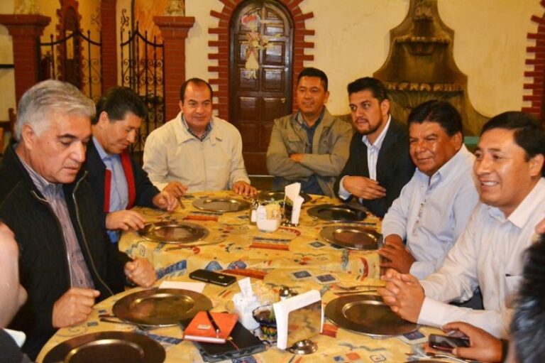 Lorenistas Exhiben Músculo… Aunque Navarrete Desaira Reunión