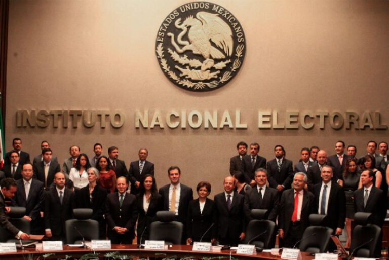 INE Cleptocrático: Cada Consejero Gasta 500 mil en ‘Asesores’