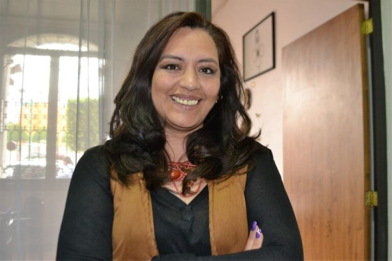 Congreso: Prepara Diputada Ley de Participación Democrática