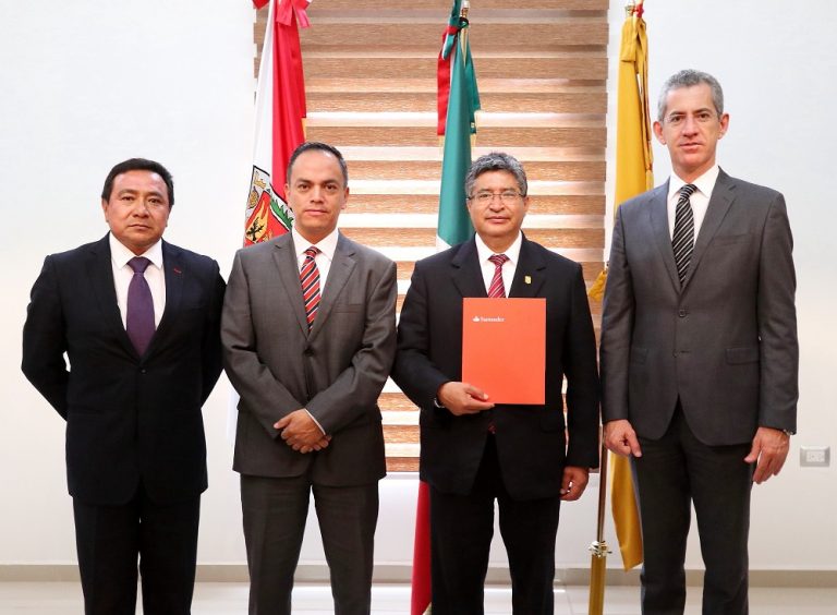 Recibe UAT Becas Santander Para Movilidad