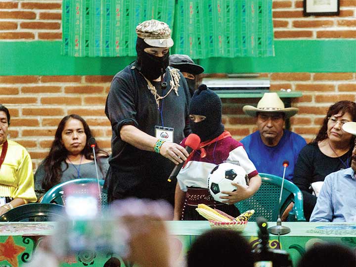 Subcomandante Marcos Entra a la Tercera Edad