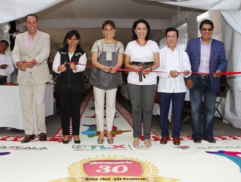 Inaugura Sandra Chávez XXX Edición de Expo Venta Artesanal