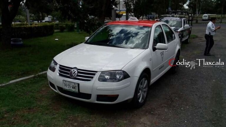 Imparables Asaltos en Chiautempan; Pasajeros Secuestran y Roban a Taxista