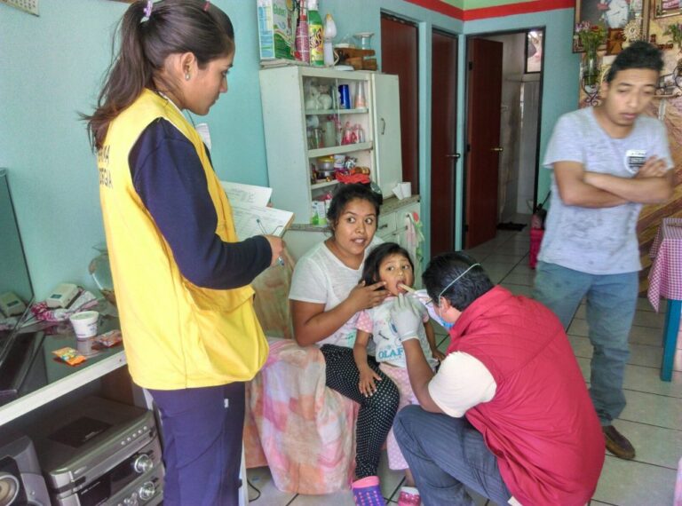 Capacita SESA a la Población Para Evitar Virus Coxsackie