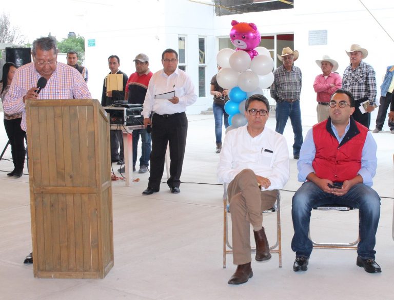 Diputados Arévalo Lara y Mariano González Inauguran Plaza Cívica en San José Xicohténcatl