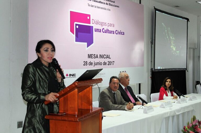 Conversan 41 Participantes en la Mesa de Diálogos Para la Cultura Cívica del INE e ITE
