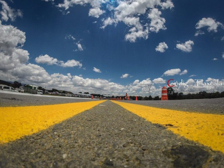 Inauguran Gobernador y Secretario Modernización de Carreteras en CIX