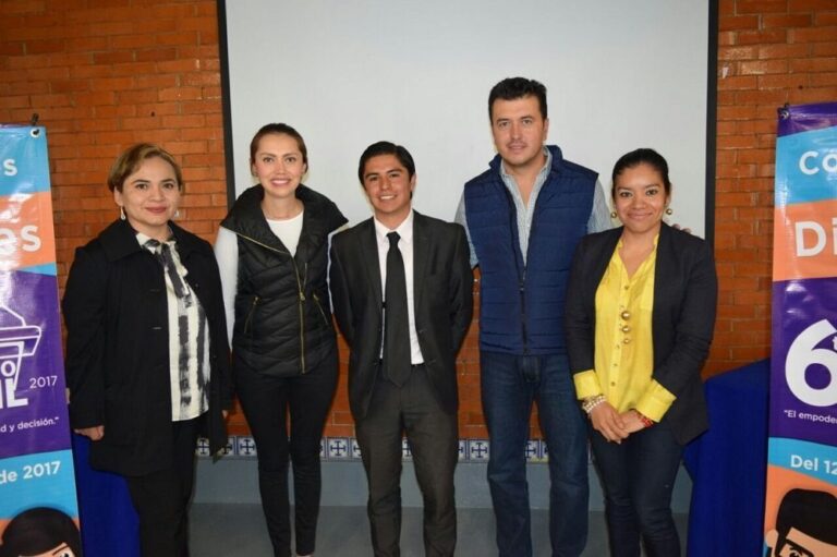 Diputada Sandra Corona Lleva a Cabo Convenciones en Distritos IX y X