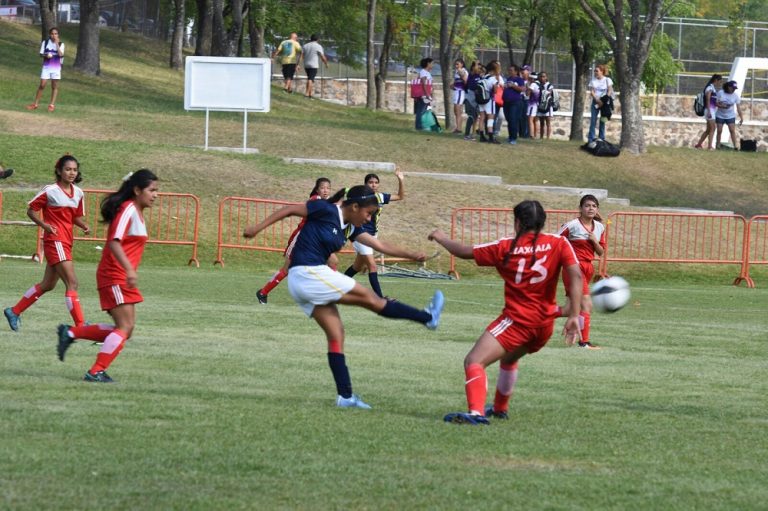 Cae equipo femenil de fútbol ante el anfitrión en la Olimpiada