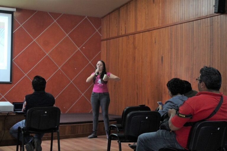 Presenta Lado B «¿Cómo Hacer Periodismo Independiente?»