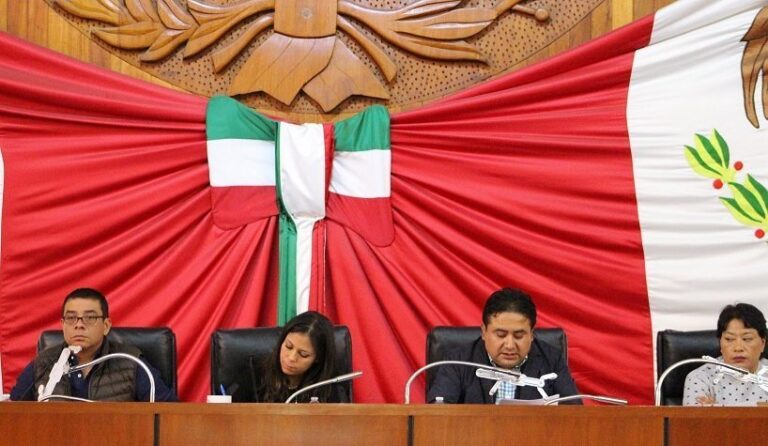 Presentan Iniciativa Sobre el Sistema Anticorrupción