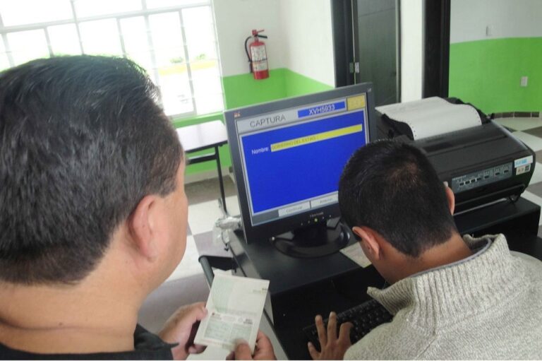 Actualizará CGE Sistema de Verificación Vehicular