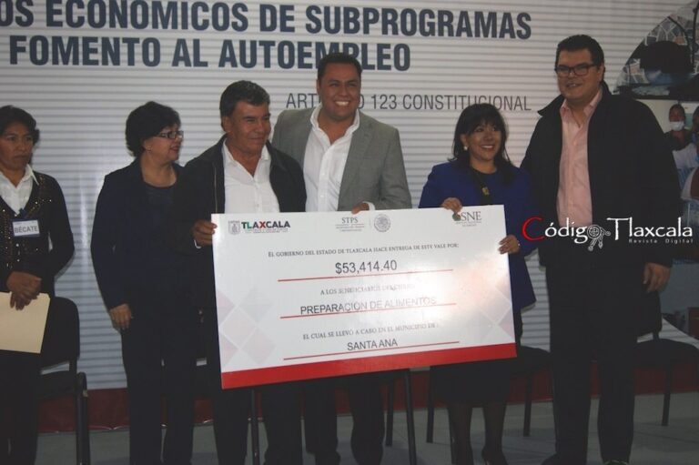 Entregan Apoyos de Capacitación por 1.157 Millones a 260 Desempleados