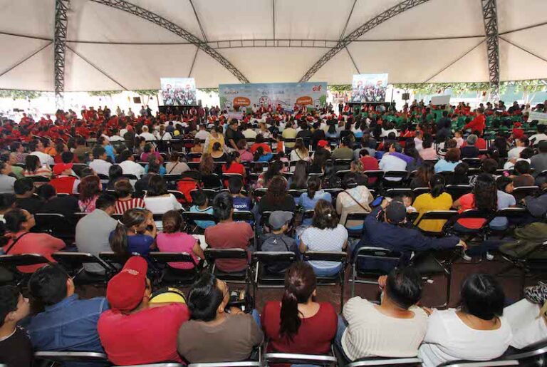 Clausuran Curso de Verano «Para Construir y Crecer Juntos»