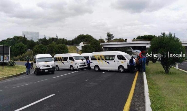 Transportistas Levantan Bloqueos que Paralizaron Tlaxcala