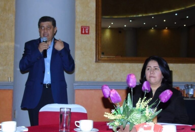 Se Reúne Titular de la SESA con Nuevo Comité del SNTSA