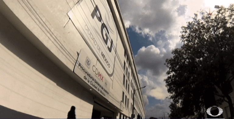 Agente del Ministerio Público Extorsiona a Víctima de Robo en la CDMX