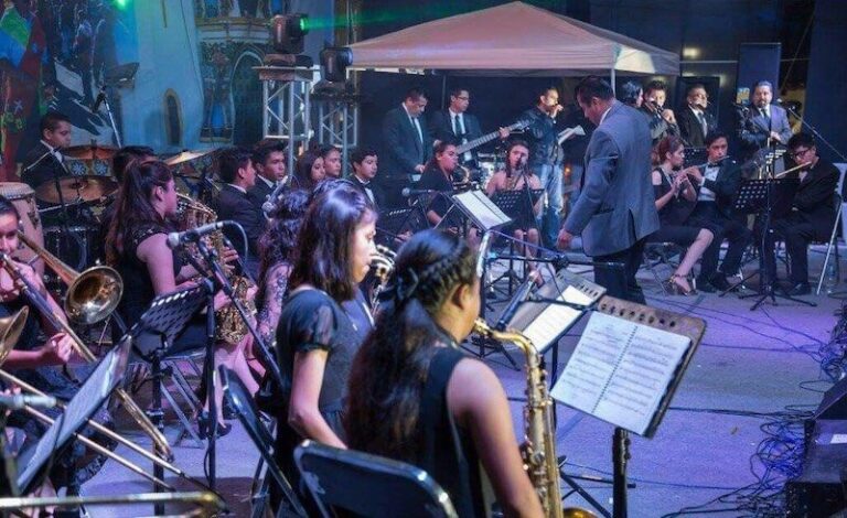 Con Orquesta y Rondalla Festejarán en la Feria de Tlaxco a Abuelos por su día