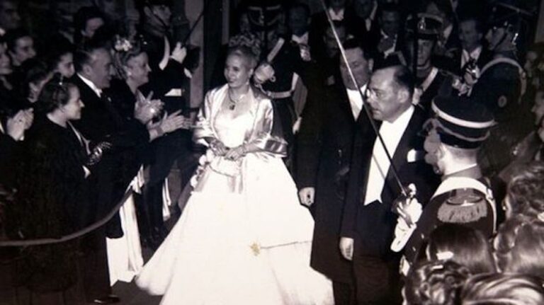 No Ayudar al Adversario