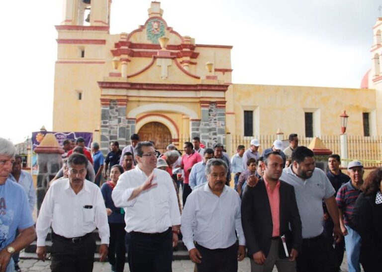 Marco Mena Recorre Lugares Afectados por el Sismo en Tlaxcala