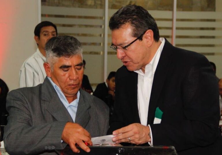 Marco Mena Reconoce Labor del Cuerpo de Bomberos de Tlaxcala