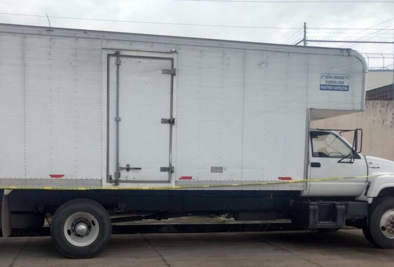 Recupera PGJE Camión de Carga Robado en Calpulalpan