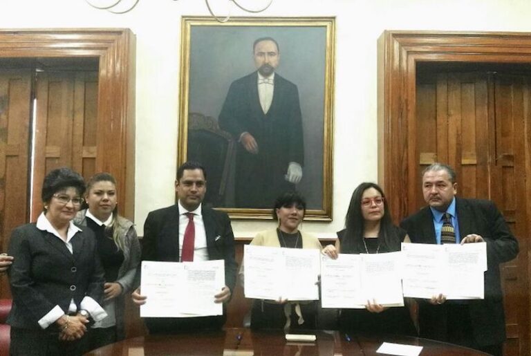 Firman Convenio de Transparencia y Educativo en Ayuntamiento de Tlaxcala