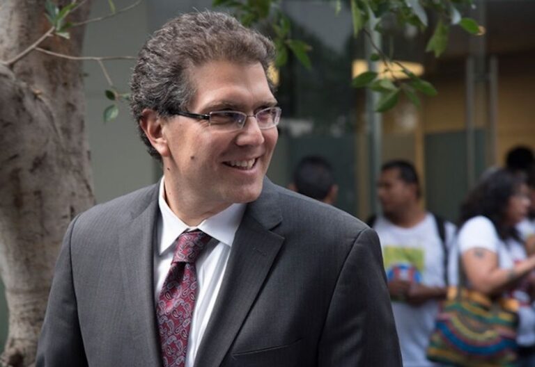 Se Registra Senador Ríos Piter Como Precandidato a Presidencia de México