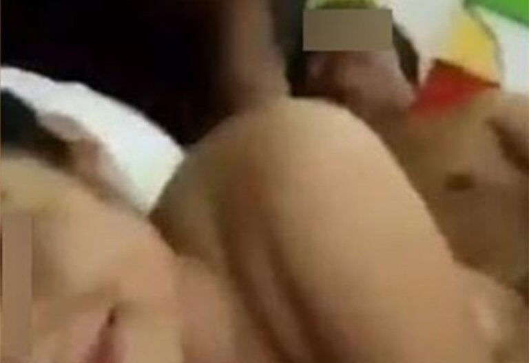 ‘Profe’ de Conalep en Papantla Graba Video Sexual con Alumna