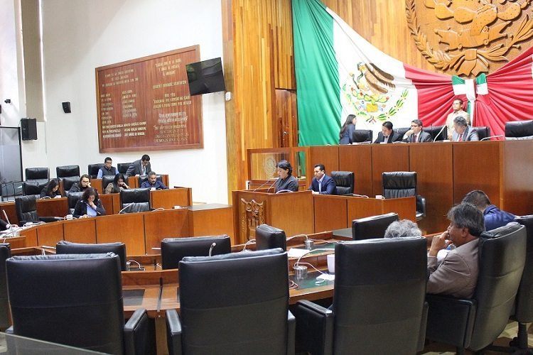 Avalan Reforma a Ley de Educación Para que la Enseñanza del Idioma Inglés sea Obligatorio