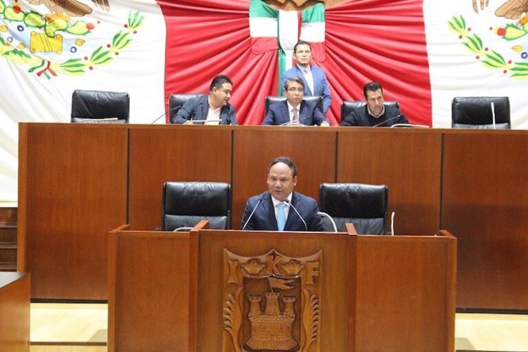 Proponer Adecuar ley de Aguas Como Derecho Humano