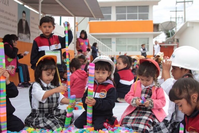 Mil 200 Alumnos Participaron en el Programa «la Recreación y la Lectura te Ayuda»