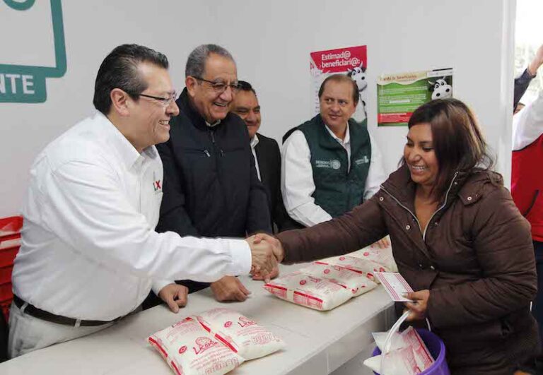 Inauguran Lechería de Liconsa en Tetla de la Solidaridad