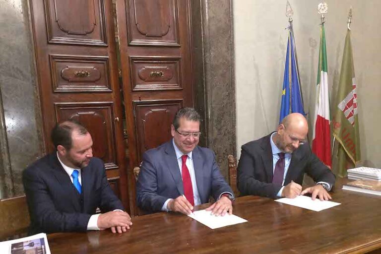 Marco Mena y Gobierno de Umbría Firman Carta de Colaboración