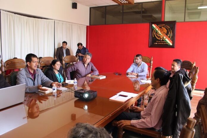 REUNION DE C. DE ASUNTOS MUNICIPALES E INEGI (4)