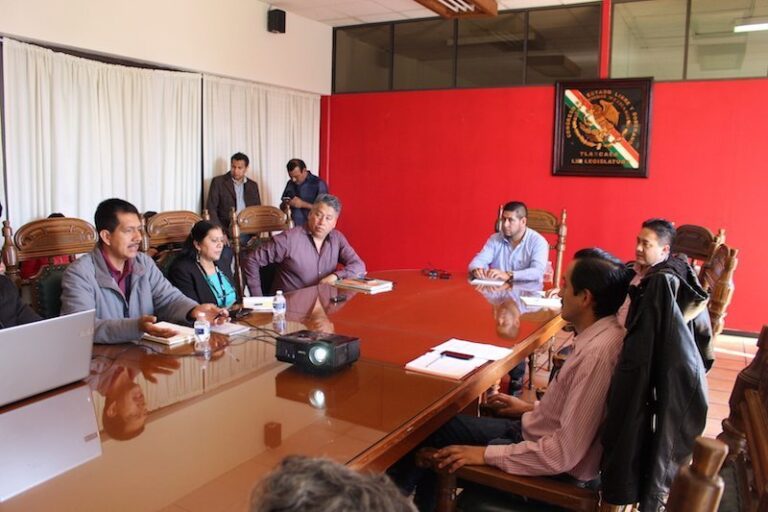 Se Reúnen Diputados de Comisión de Asuntos Municipales con Personal de INEGI