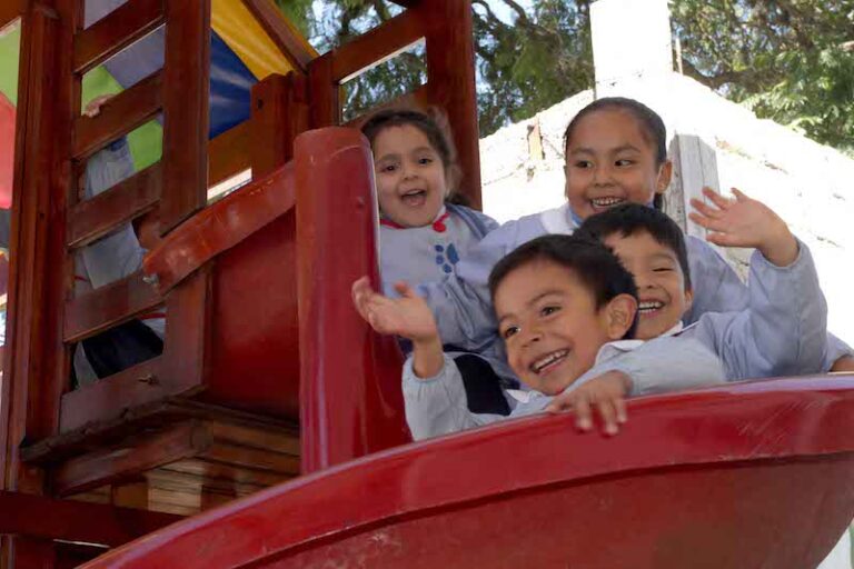 Promueve SESA Igualdad de Género en Centro de Entretenimiento Infantil