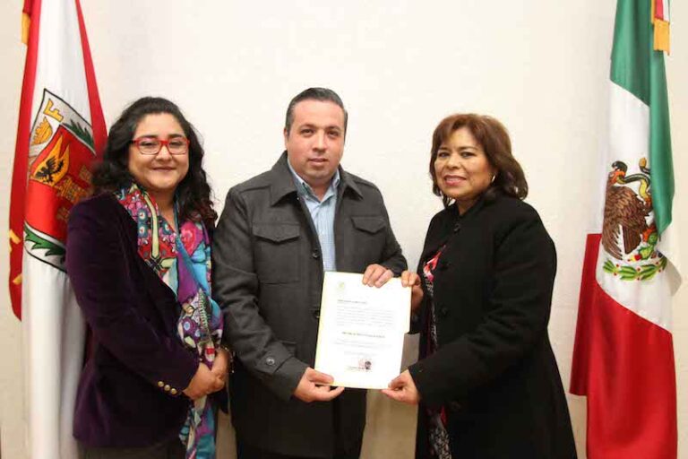 Rinde Protesta Nueva Titular del IEM