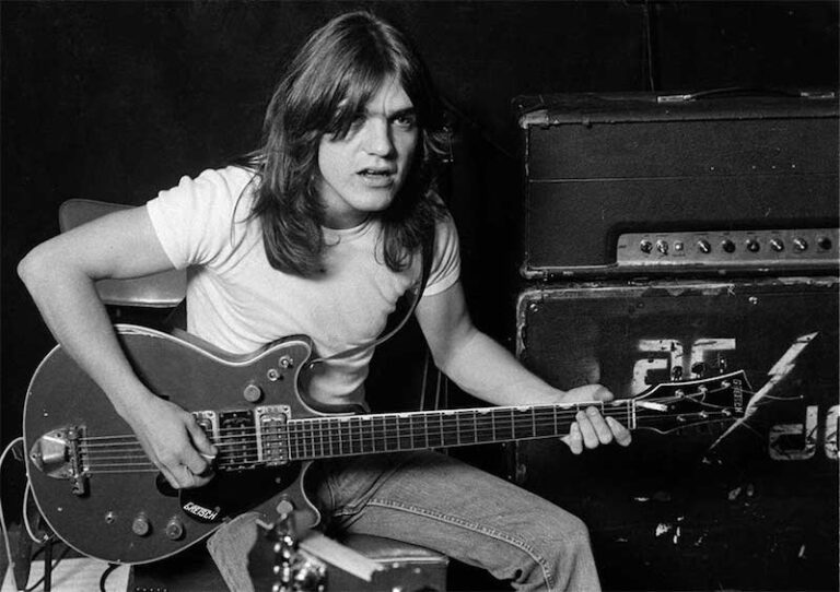 Fallece Malcolm Young, Guitarrista de AC/DC