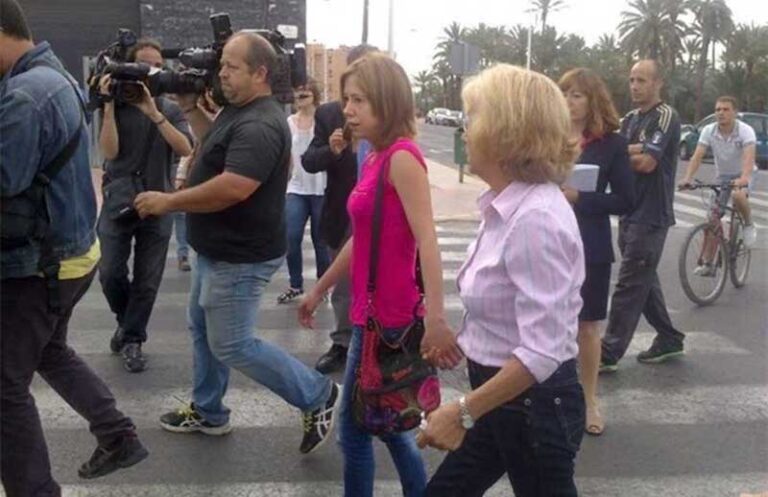 Sale de la Cárcel Mujer que Quemó Vivo al Violador de su Hija