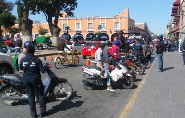 Huamantla Comienza Operativo de Sanción por Apartar Lugar en Vía Publica