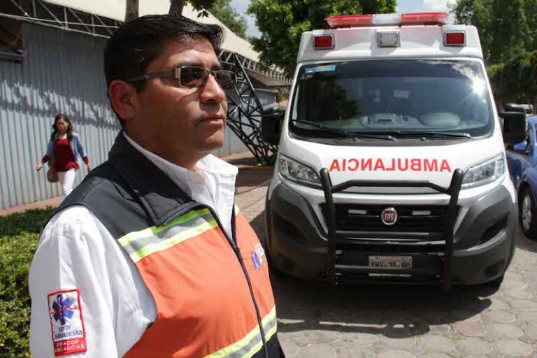 Atienden a Lesionados de San José Teacalco