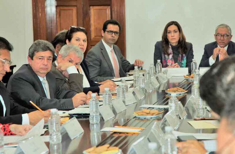 Avanza Estrategia Para Asignar Plazas de Maestros de Inglés en Escuelas Normales