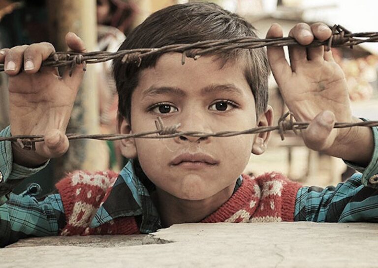 La Historia del Niño que ha Vivido Cinco Años Enjaulado