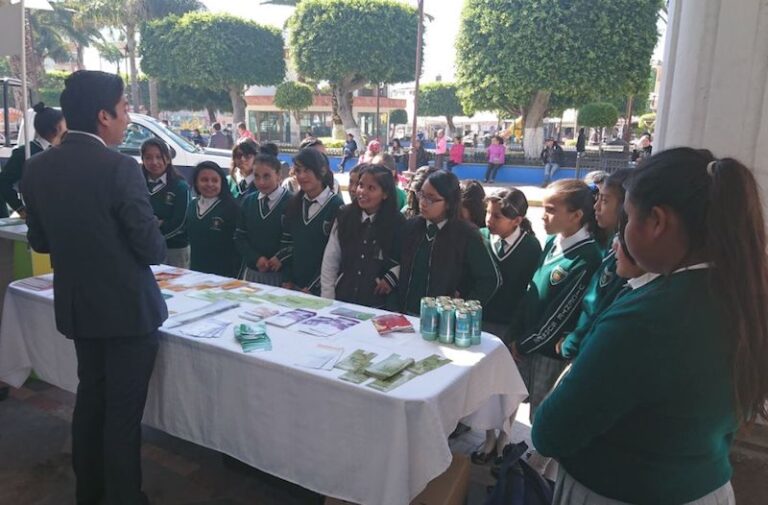 PGR Participa con Stand Informativo y Plática en San Pablo del Monte