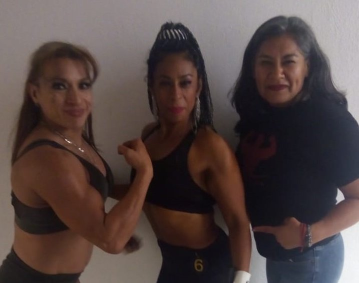 Mujeres Buscan Destacar en Físico Constructivismo