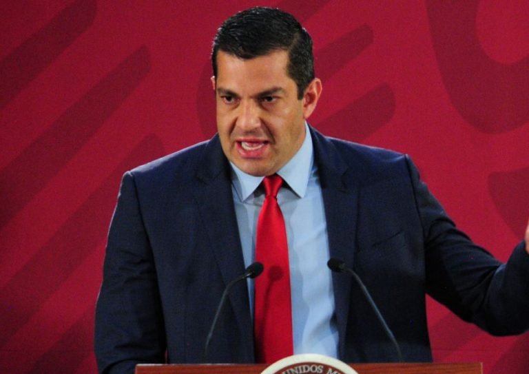 De tal Palo / Vianey Esquinca (Excélsior)