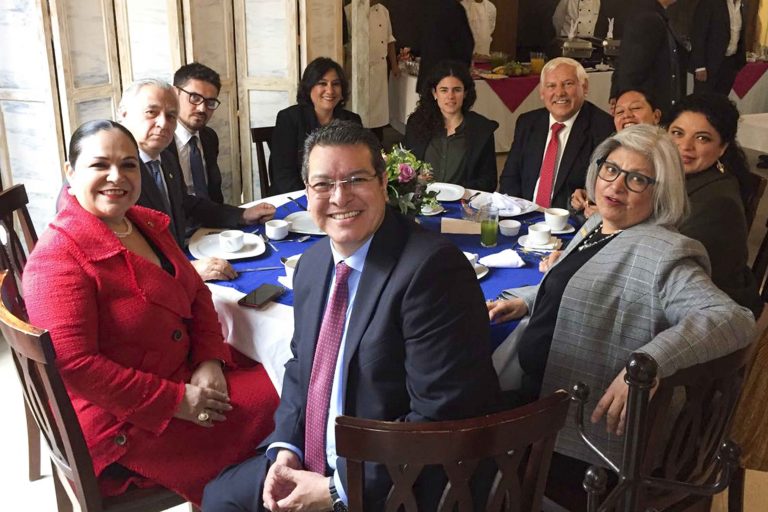 Marco Mena Asiste a la Conmemoración del 103 Aniversario de la Constitución Mexicana