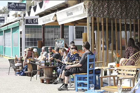 Coronavirus: El Último Servicio de los Chiringuitos