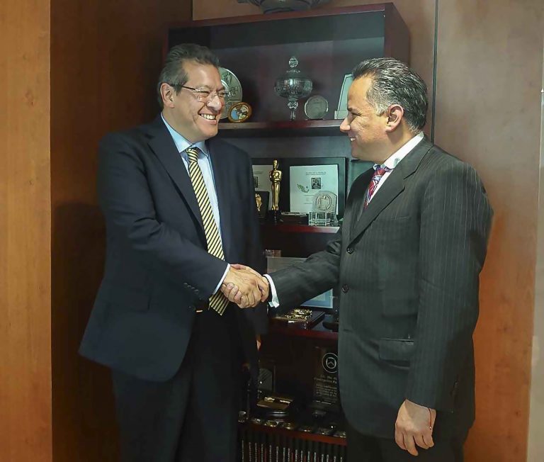 Marco Mena y Santiago Nieto Acuerdan Crear Unidad de Inteligencia Financiera en Tlaxcala